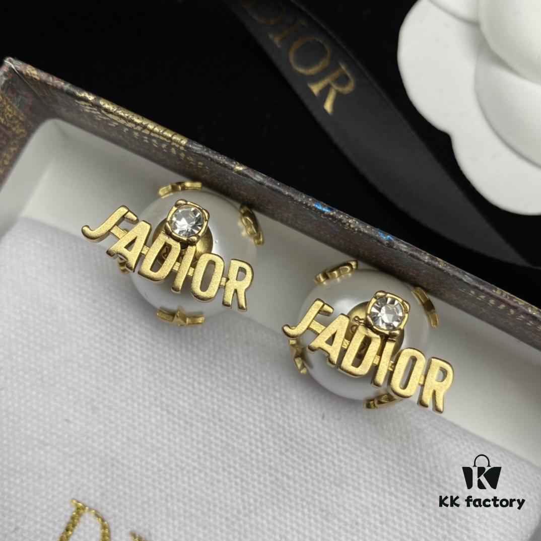 Dior New Style Letter Pearl Inlaid Diamond Fashion Elegant Stud Earrings