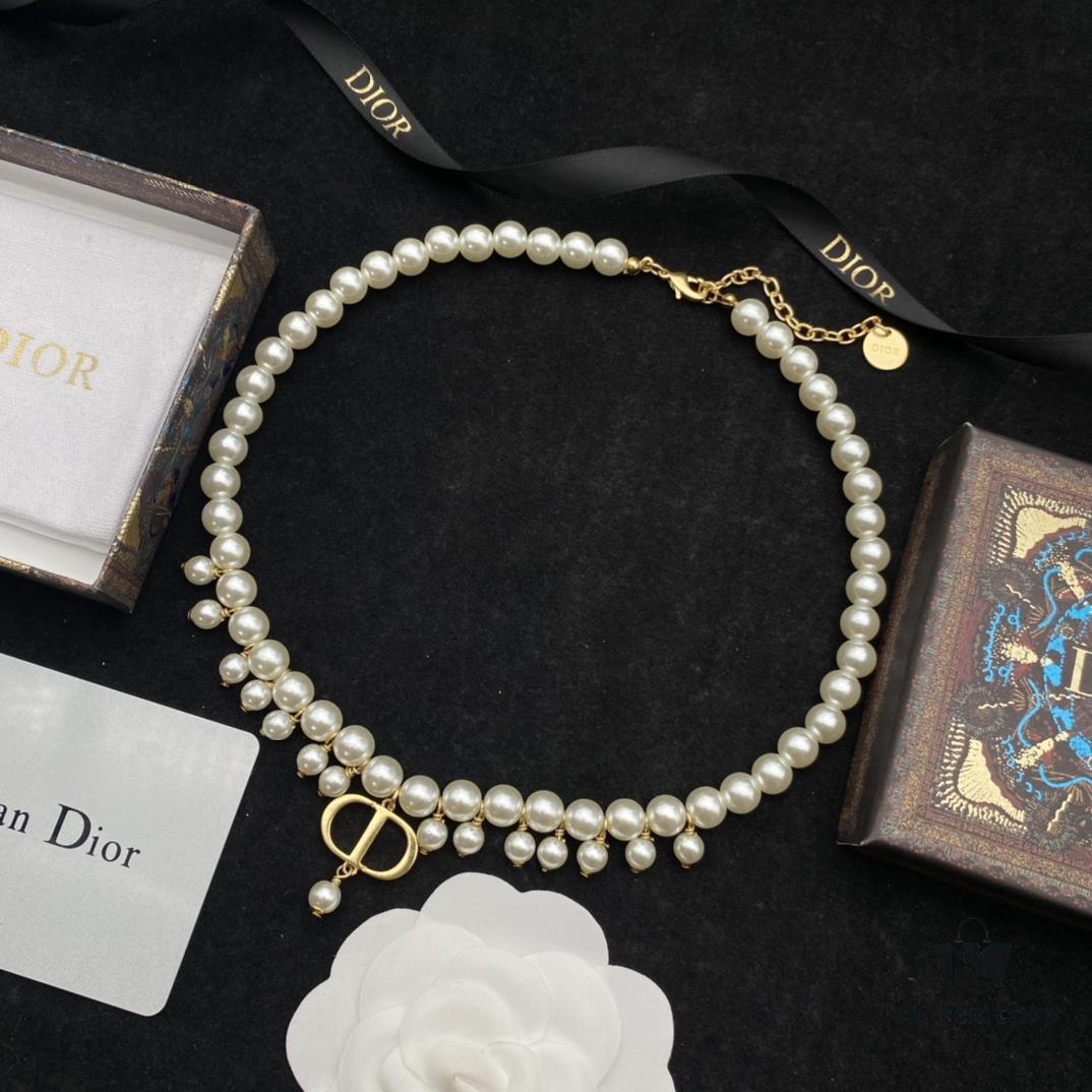 Dior New Letter Pearl Elegant Vintage Necklace and Bracelet