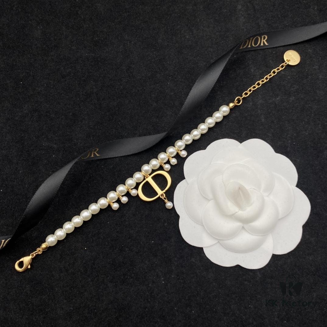 Dior New Letter Pearl Elegant Vintage Necklace and Bracelet