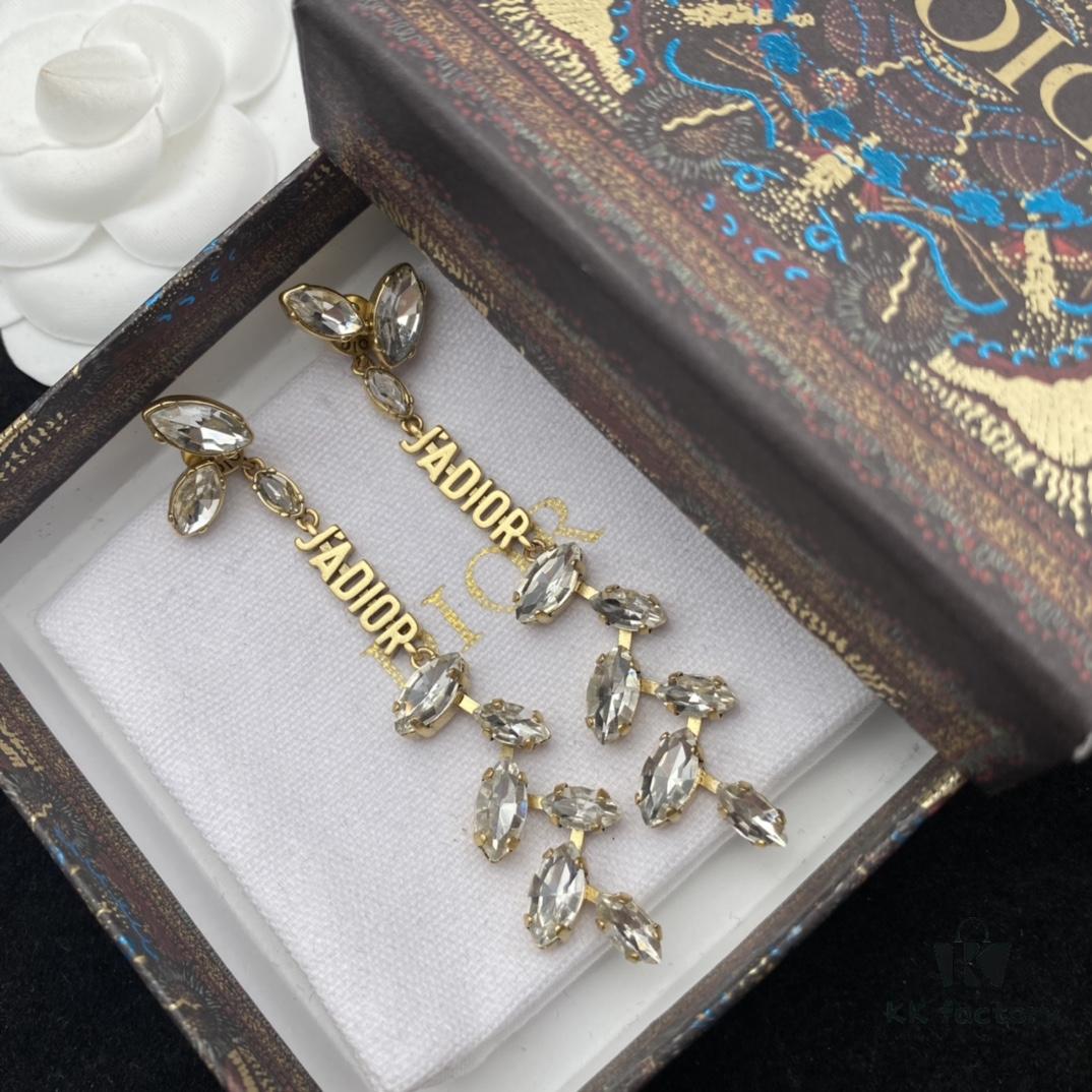 Dior New Diamond-Inlaid Letter Fashion Elegant Set