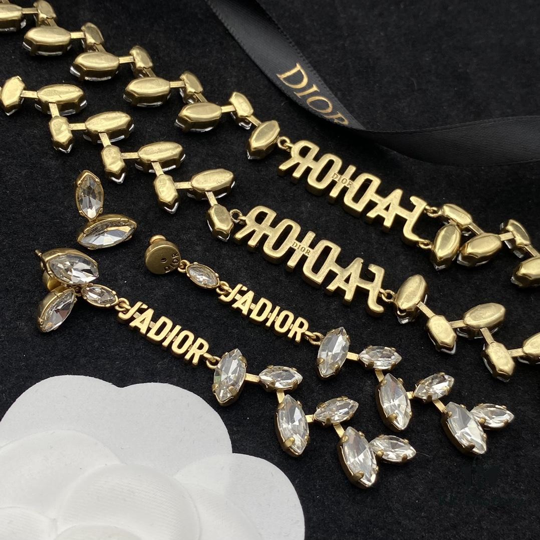 Dior New Diamond-Inlaid Letter Fashion Elegant Set