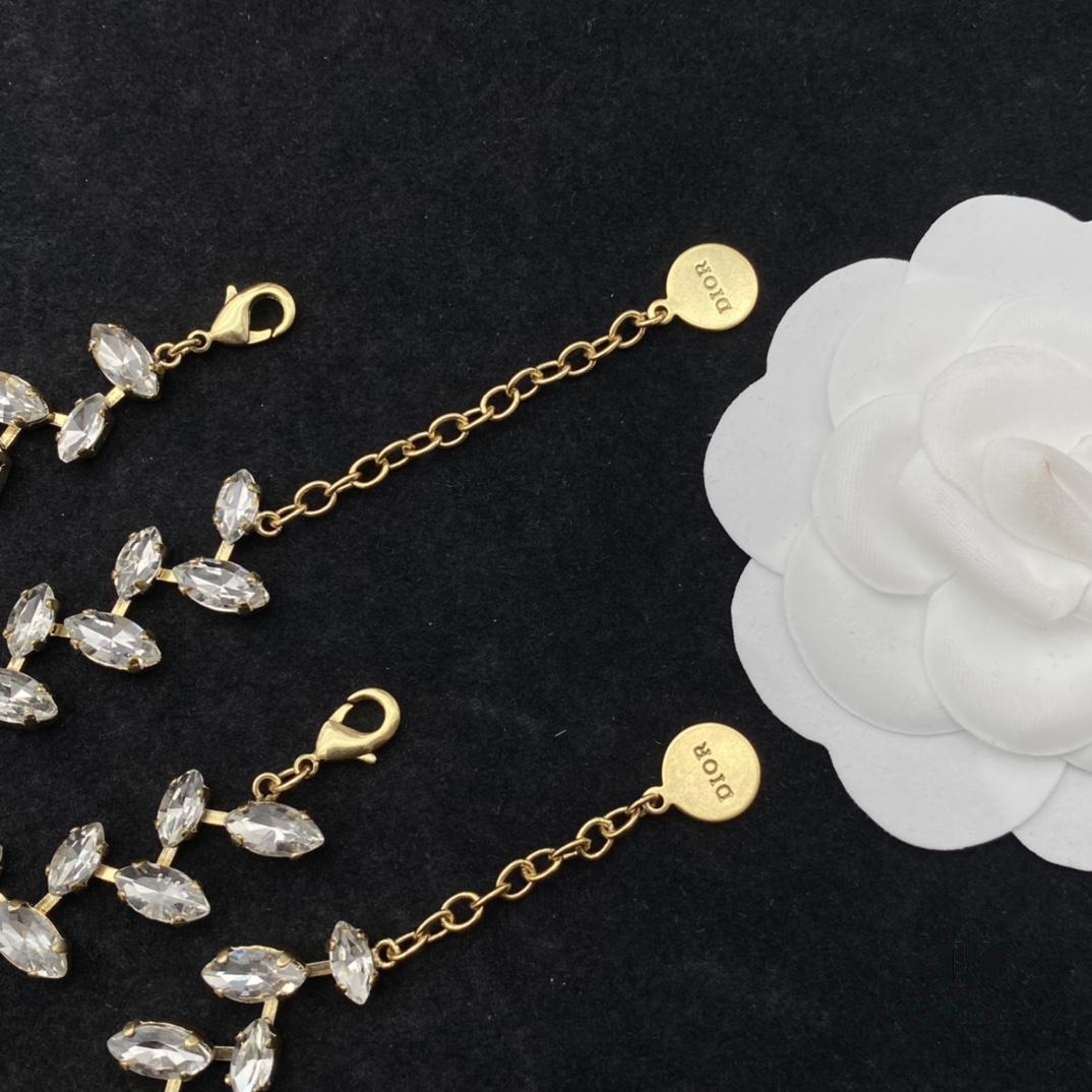 Dior New Diamond-Inlaid Letter Fashion Elegant Set