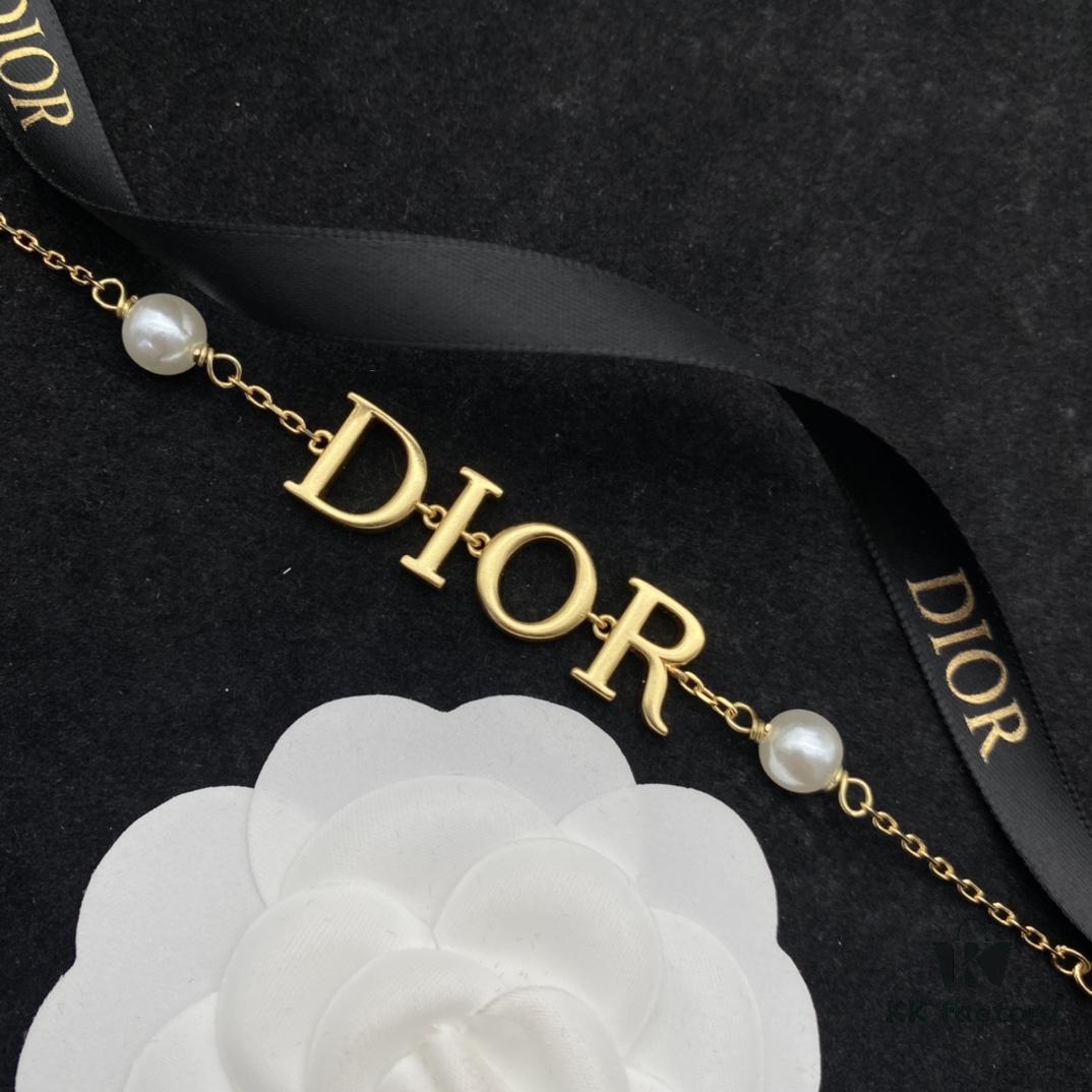 Dior New Style Letter Pearl Fashion Elegant Necklace and Bracelet