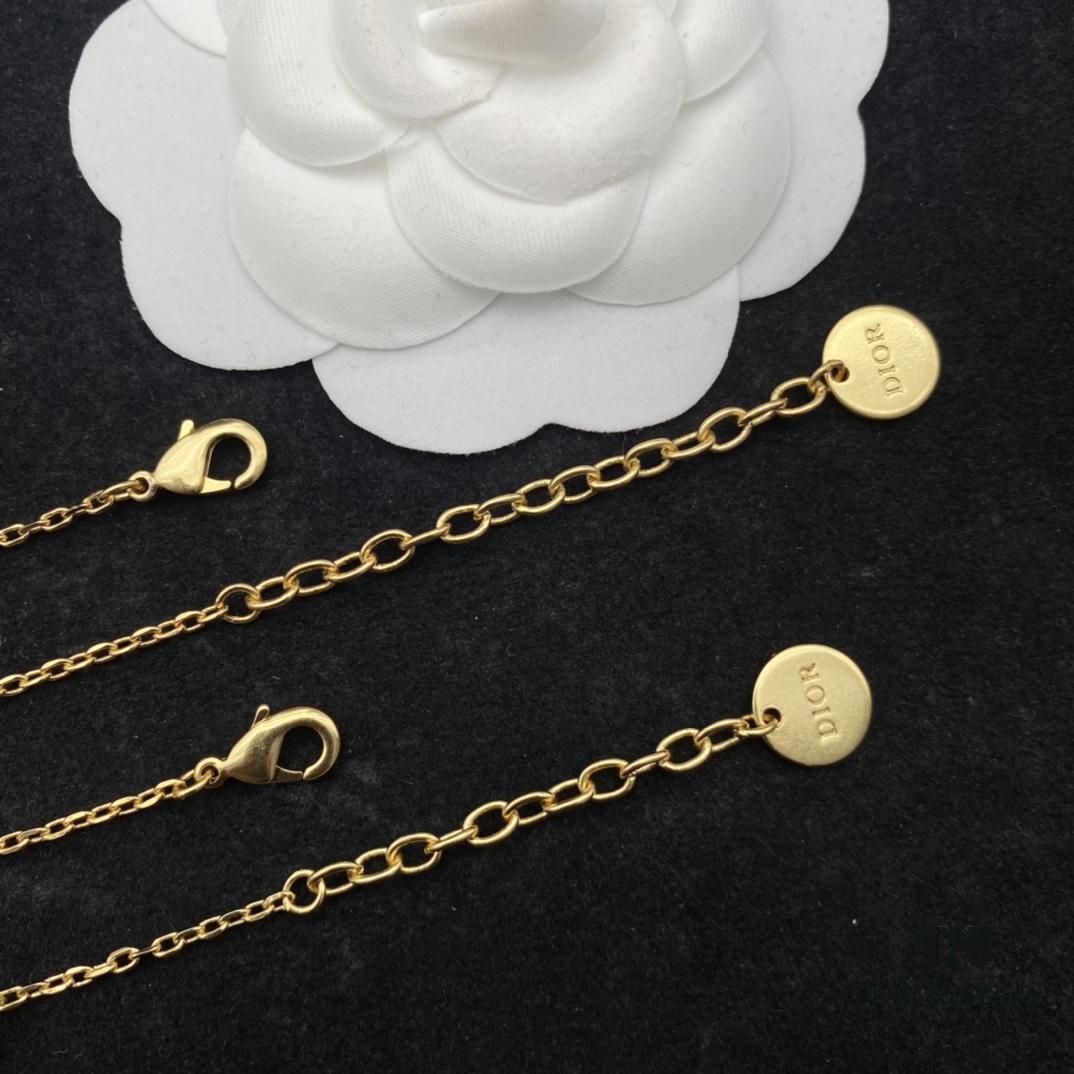 Dior New Style Letter Pearl Fashion Elegant Necklace and Bracelet