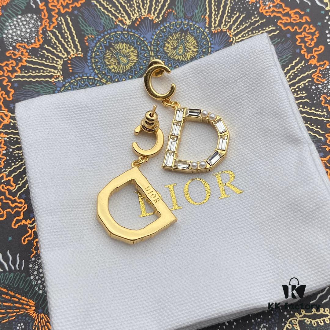 Dior CD Stud Earrings with Top Zircon, Pearl, Elegant and Low-key, Super Beautiful