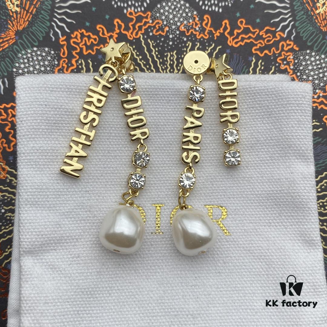 Dior DIOR Tassel Stud Earrings, Retro Style, Available in Two Colors: Yellow Gold and Another Option, Same Material, 925 Silver Post