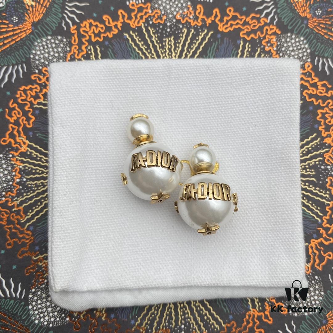 Dior Pearl JADIOR Stud Earrings