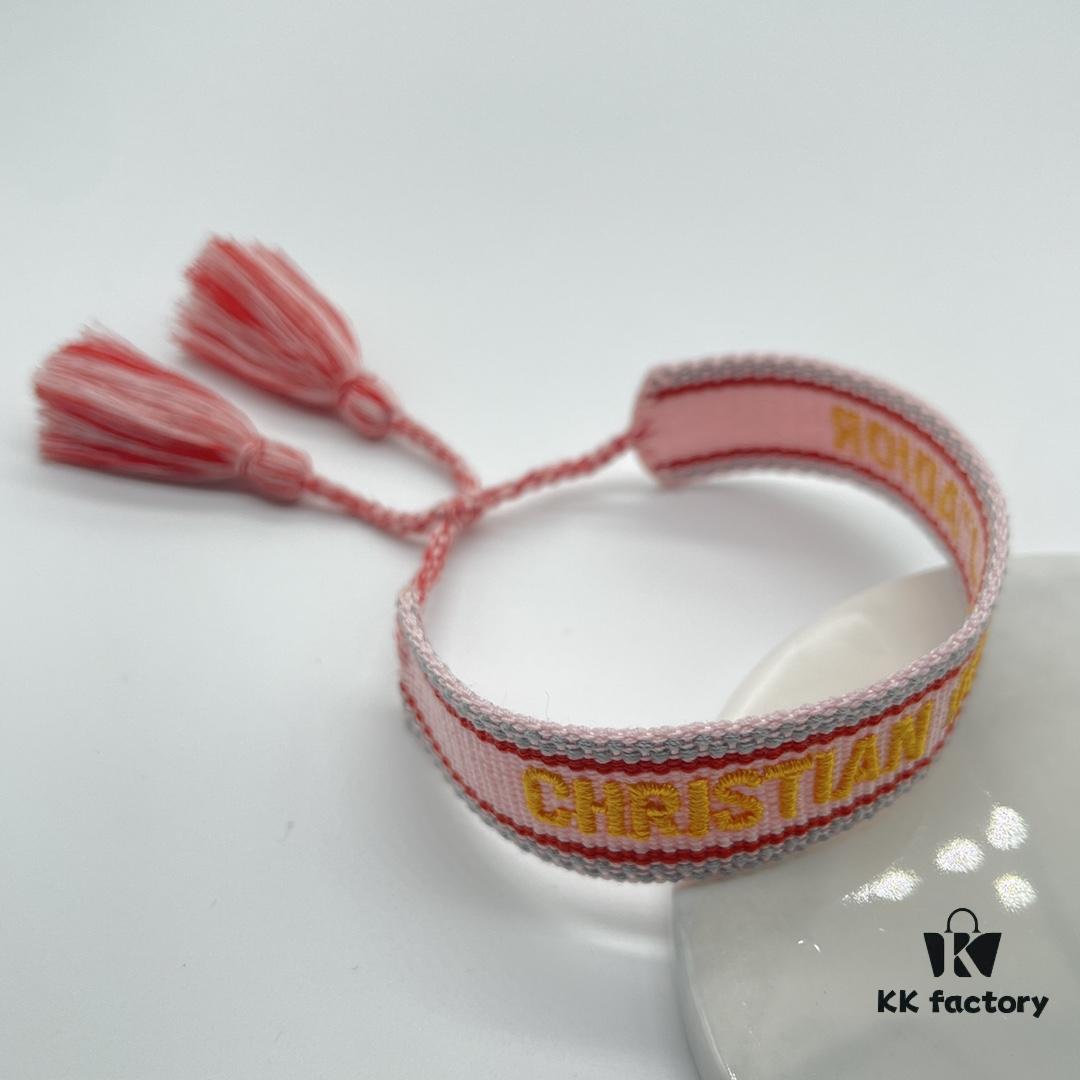 Dior Bracelet Top Version 🌟 Bottom Print Logo Clear, Full and Rounded ‼️ ZP Used for Sample Making, Already Quite Dirty and Old, One Very Noteworthy  ️ Detail Is That the Letter Font Is Slightly Crooked, Not Perfectly Aligned. Authentic Sample Inspired 🌟 Vintage Aesthetic with Distressed Look, Upgraded Materials and Complex Craftsmanship, Worn by Numerous Celebrities – Grab Yours Now! New Colors Continuously Updated...