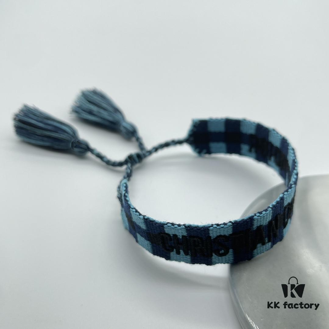 Dior Bracelet Top Version 🌟 Bottom Print Logo Clear, Full and Rounded ‼️ ZP Used for Sample Making, Already Quite Dirty and Old, One Very Noteworthy  ️ Detail: The Font of the Letters is Wobbly, Not Neat. Trust the Authentic Sample Design 🌟 Vintage Aged Fashion Feel, Upgraded Materials and Complex Craftsmanship, Worn by Numerous Celebrities – Grab Yours Now! New Colors Continuously Updated...