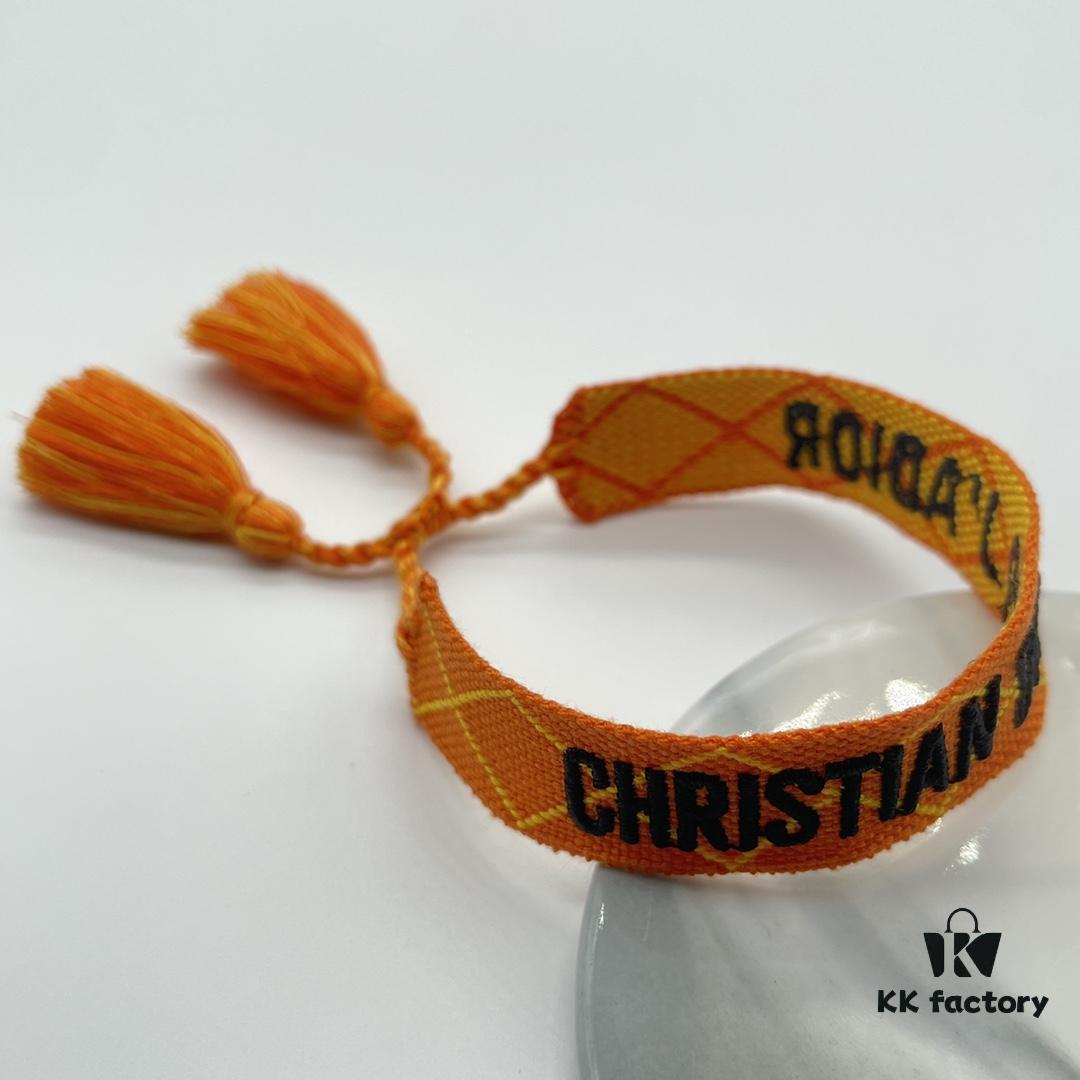 Dior Bracelet Top Version 🌟 Bottom Print Logo Clear, Full and Rounded ‼️ ZP Used for Prototype Already Looks Old and Dirty, One Very Noteworthy  ️ Detail Is That the Lettering Font Is Slightly Irregular, Not Perfectly Aligned. Authentic Prototype Style 🌟 Vintage Aesthetic with Distressed Design, Upgraded Materials and Complex Craftsmanship, Worn by Numerous Celebrities – Grab Yours Now! New Colors Continuously Updated...