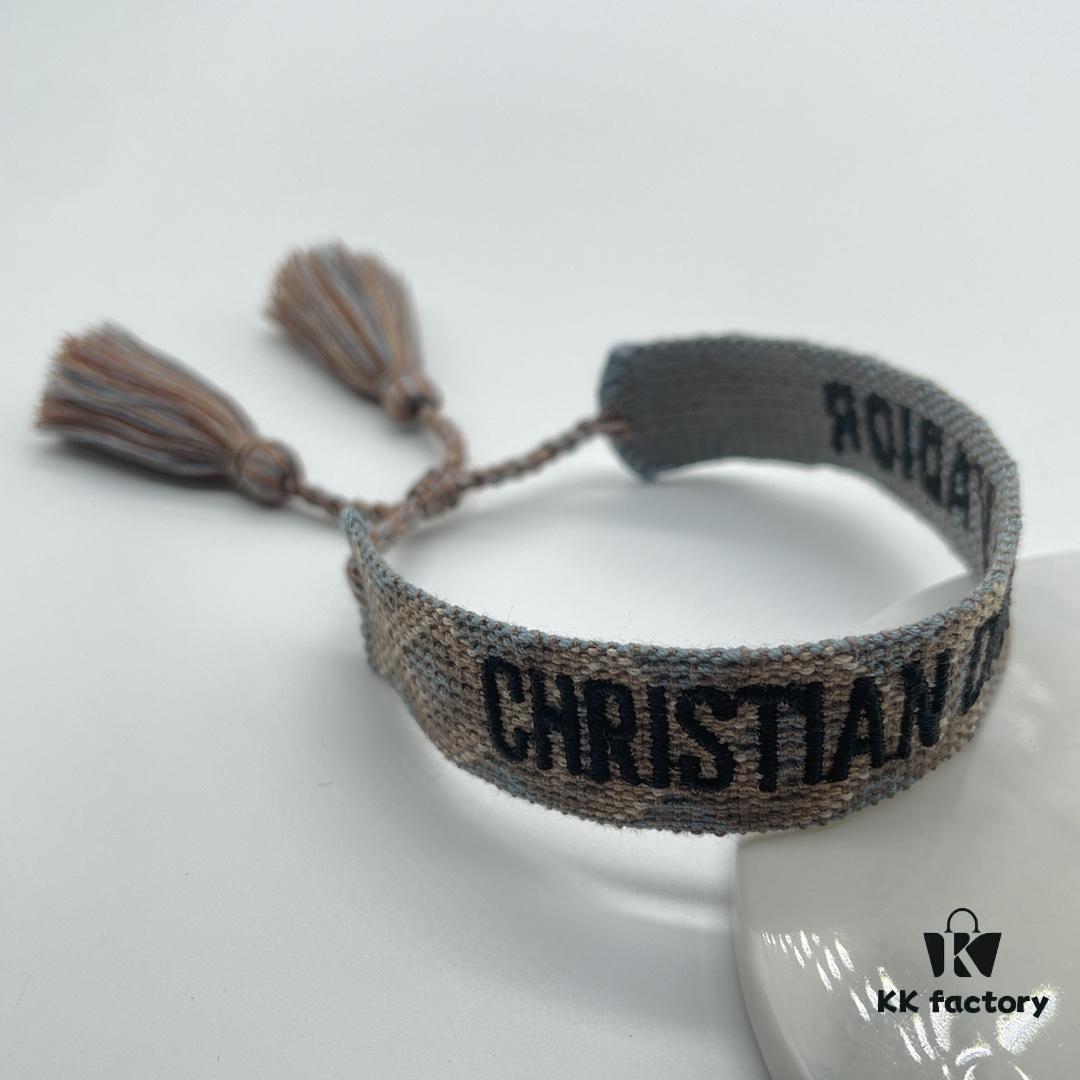 Dior Bracelet Top Version 🌟 Bottom Print Logo Clear, Full and Rounded ‼️ ZP Used for Sample Making, Already Quite Dirty and Old, One Very Noteworthy  ️ Detail: Lettering Font is Intentionally Irregular, Not Neat. Authentic Sample Inspired 🌟 Vintage Aged Fashion Look, Upgraded Materials and Complex Craftsmanship, Worn by Numerous Celebrities – Grab Yours Now! New Colors Continuously Updated...