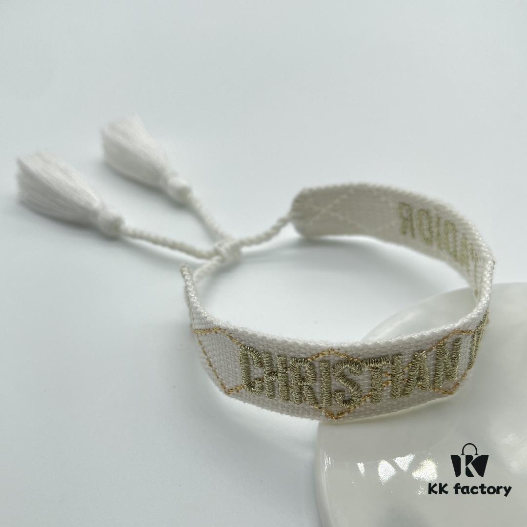 Dior Bracelet Highest Version 🌟 Bottom Print Logo Clear, Full and Rounded ‼️ ZP Used for Sample Making, Already Quite Dirty and Worn  ️ One Very Noteworthy Detail: The Lettering Font is Intentionally Irregular, Not Neat. Authentic Sample Style 🌟 Vintage Aesthetic with Upgraded Materials and Complex Craftsmanship, Worn by Numerous Celebrities – Get Yours Now! New Colors Continuously Updated...