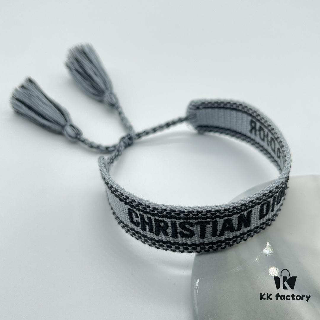 Dior Bracelet Top Version 🌟 Clear and Full Logo Print at the Bottom, Rounded and Vivid ‼️ ZP Used for Prototype Already Shows Signs of Wear, Note a Crucial Detail  ️: The Font of Letters Is Intentionally Irregular, Not Perfectly Aligned. Authentic Design Features Vintage Aesthetic with Upgraded Materials and Complex Craftsmanship, Worn by Numerous Celebrities – Grab Yours Now! New Colors Regularly Updated...
