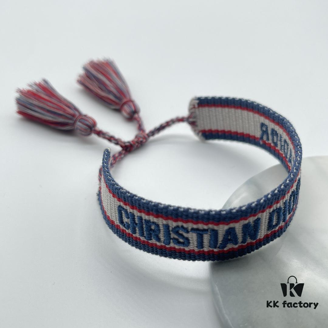 Dior Bracelet Highest Version 🌟 Bottom Print Logo Clear, Full and Rounded ‼️ ZP Used for Prototype Already Old and Worn  ️ One Very Noteworthy Detail: The Font of the Letters is Intentionally Irregular, Not Neat. Authentic Prototype Guaranteed 🌟 Vintage Aesthetic with Retro Aging Effect, Upgraded Materials and Complex Craftsmanship, Worn by Numerous Celebrities – Grab Yours Now! New Colors Continuously Updated...