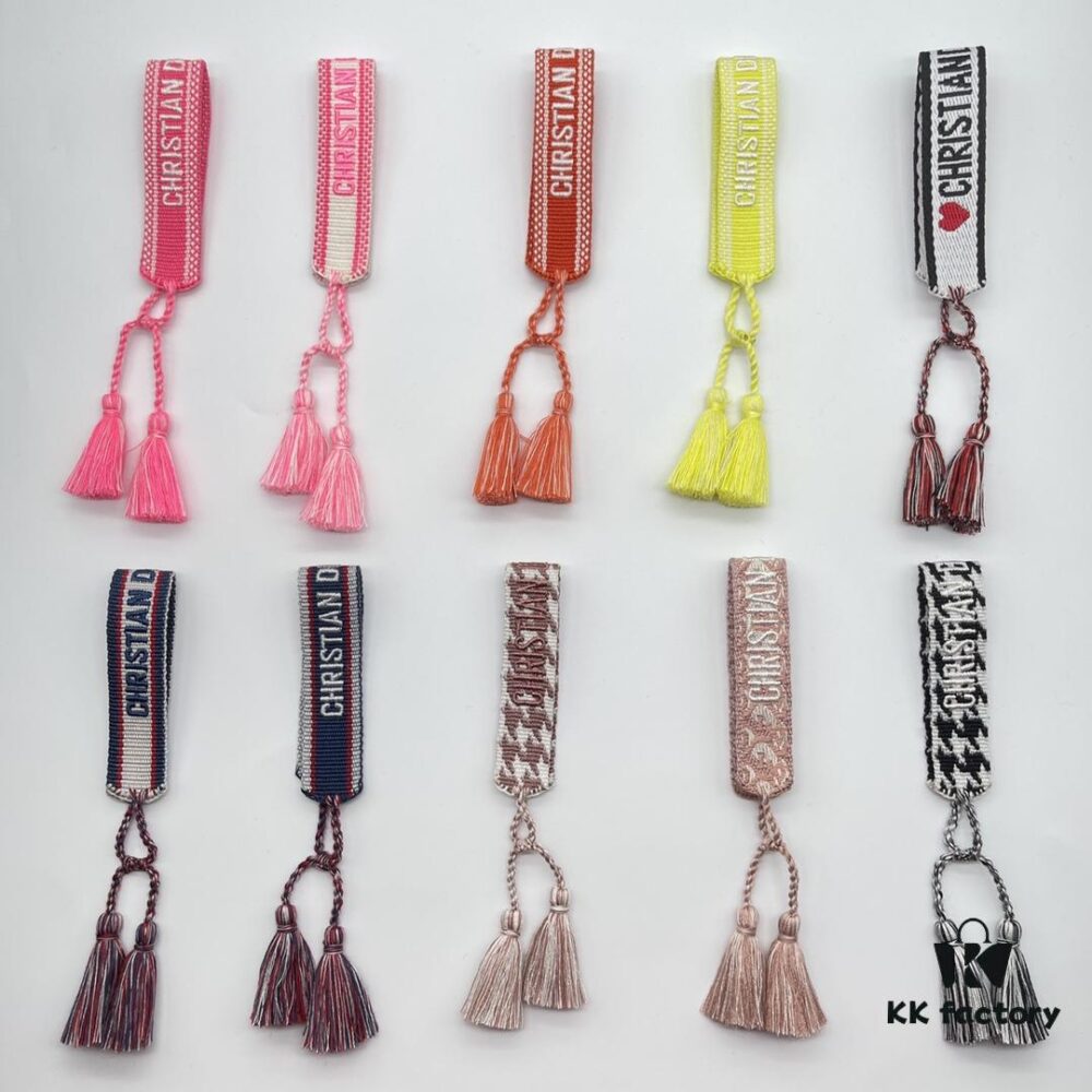 Dior Bracelet Highest Version 🌟 Bottom Print Logo Clear, Full and Rounded ‼️ ZP Used for Pattern Making, Already Quite Dirty and Old, One Very Noteworthy  ️ Detail is the Slightly Crooked Font Letters, Not Perfectly Aligned. Authentic Pattern Reference 🌟 Vintage Aesthetic with Distressed Style, Upgraded Materials and Complex Craftsmanship, Worn by Numerous Celebrities – Grab Yours Now! New Colors Continuously Updated...