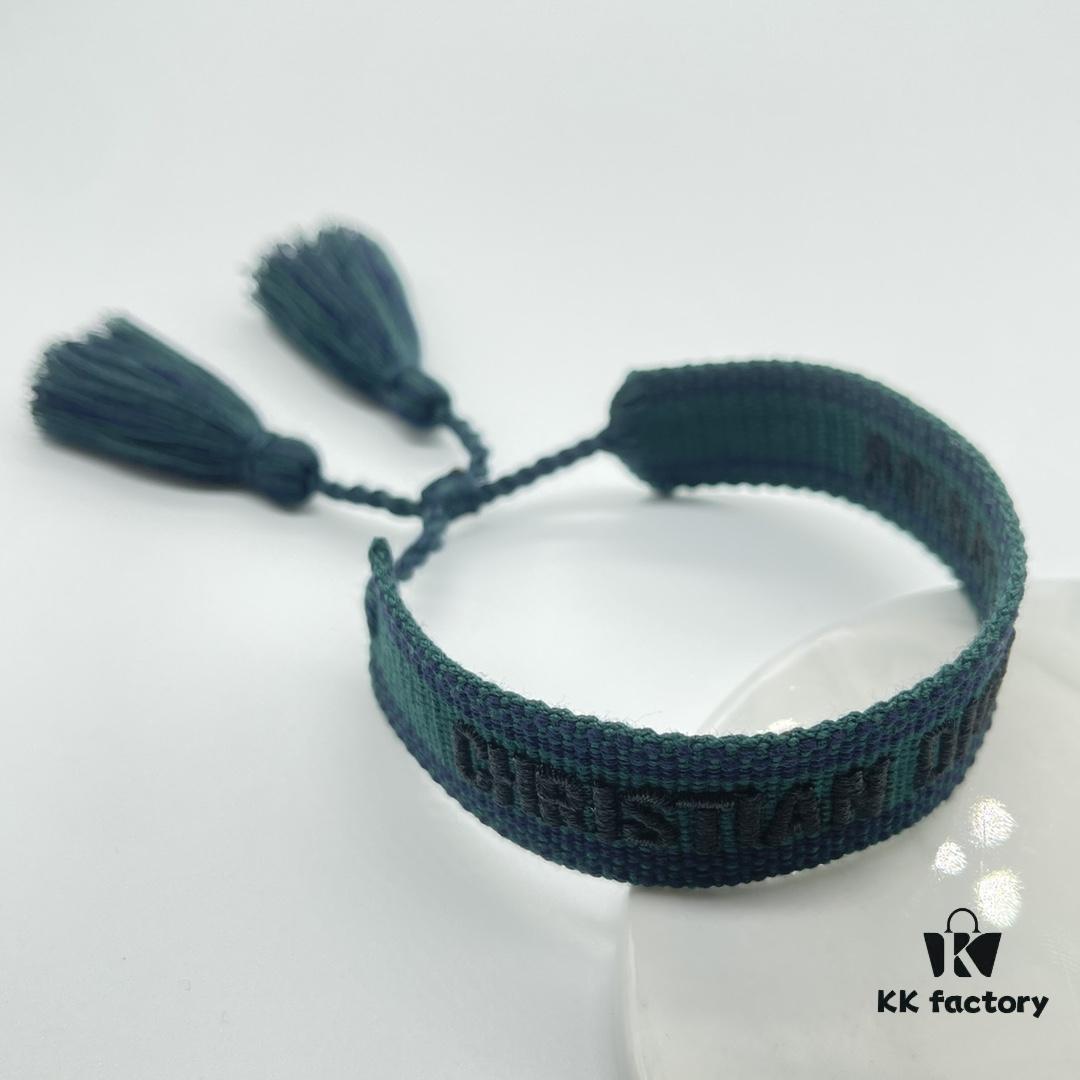 Dior Bracelet Top Version 🌟 Bottom Print Logo Clear, Full and Rounded ‼️ ZP Used for Prototyping, Already Quite Dirty and Old, One Very Noteworthy  ️ Detail: The Font of the Letters is Intentionally Irregular, Not Neat. Authentic Prototype Designated 🌟 Vintage Aged Fashion Look, Upgraded Materials and Complex Craftsmanship, Worn by Numerous Celebrities – Grab Yours Now! New Colors Continuously Updated...