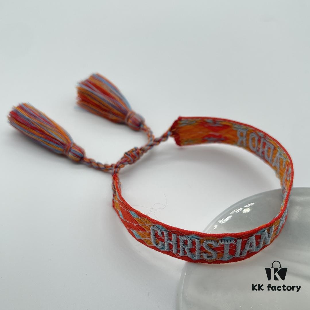 Dior Bracelet Highest Version 🌟 Bottom Print Logo Clear, Full and Rounded ‼️ ZP Used for Sample Making, Already Quite Dirty and Old, One Very Noteworthy  ️ Detail Is That the Font of the Letters Is Slightly Irregular, Not Perfectly Neat. Authentic Sample Approved 🌟 Vintage Aesthetic with Retro Aging, Upgraded Materials and Complex Craftsmanship, Worn by Numerous Celebrities—Grab Yours Now! New Colors Continuously Updated...