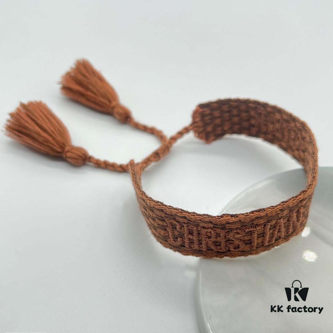 Dior Bracelet Top Version 🌟 Bottom Print Logo Clear, Full and Rounded ‼️ ZP Used for Prototype Already Old and Dirty, One Very Noteworthy  ️ Detail Is That the Letter Font Is Wobbly, Not Neat. Authentic Prototype Guaranteed 🌟 Vintage Aged Fashion Feel, Upgraded Materials and Complex Craftsmanship, Same Style Worn by Numerous Celebrities, Get Yours Now! New Colors Continuously Updated...