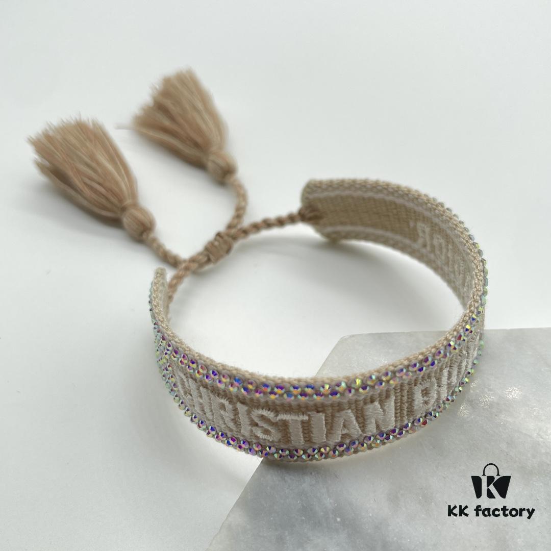 Dior Bracelet Top Version 🌟 Bottom Print Logo Clear, Full and Rounded ‼️ ZP Used for Prototype Already Old and Dirty, One Very Notable  ️ Detail Is the Intentionally Irregular, Wobbly Font Style, Not Neat. Authentic Prototype Approved 🌟 Vintage Aesthetic with Retro Aging Fashion, Upgraded Materials and Complex Craftsmanship, Favored by Numerous Celebrities – Grab Yours Now! New Colors Continuously Updated...