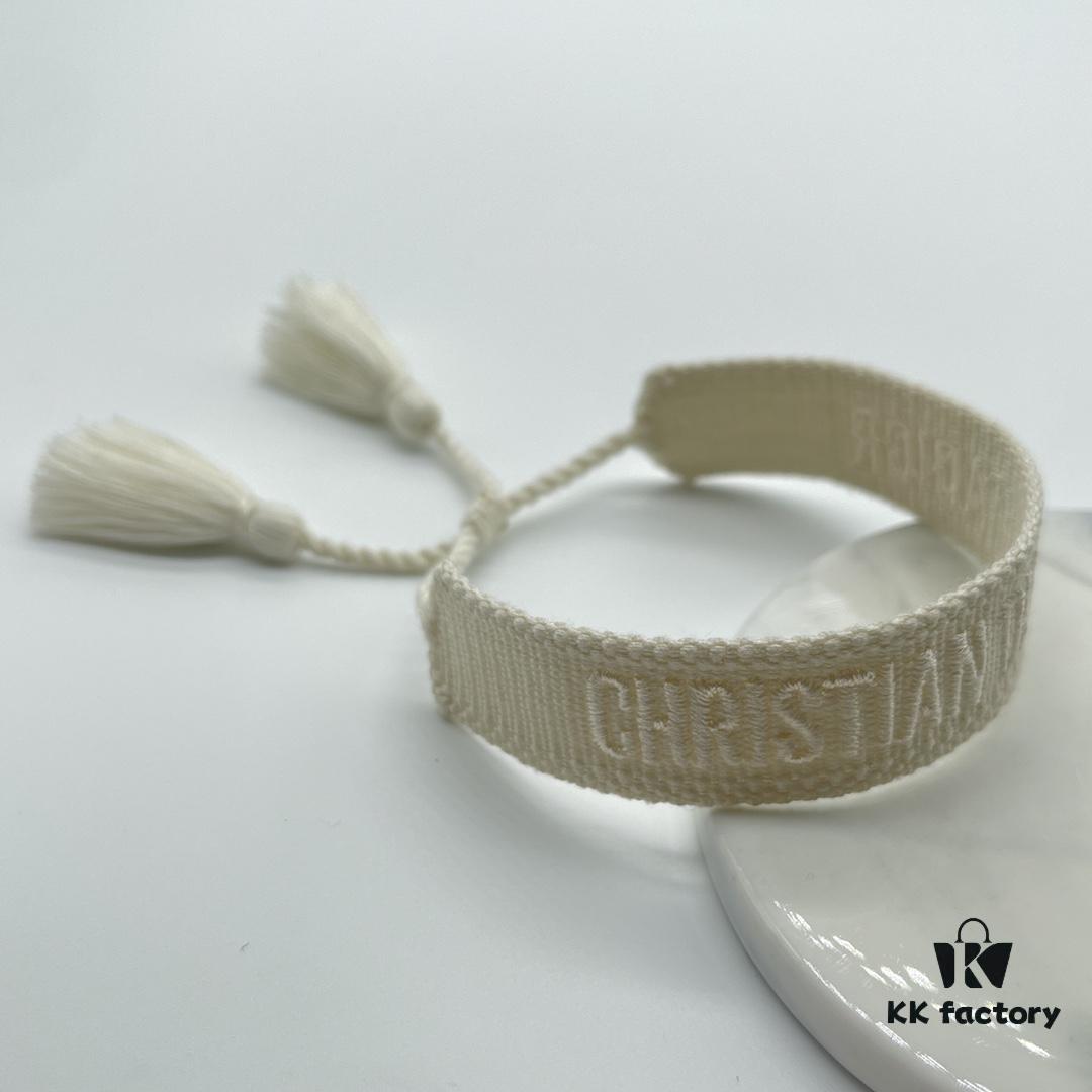 Dior Bracelet Highest Version 🌟 Bottom Print Logo Clear, Full and Rounded ‼️ ZP Used for Sample Making, Already Worn and Aged 🌟 Authentic Style Details: Slightly Irregular Font Design, Not Perfectly Aligned  ️ Embrace the Vintage Aesthetic with Upgraded Materials and Complex Craftsmanship, Famous Celebrity Match, Get Yours Now! New Colors Continuously Updated...