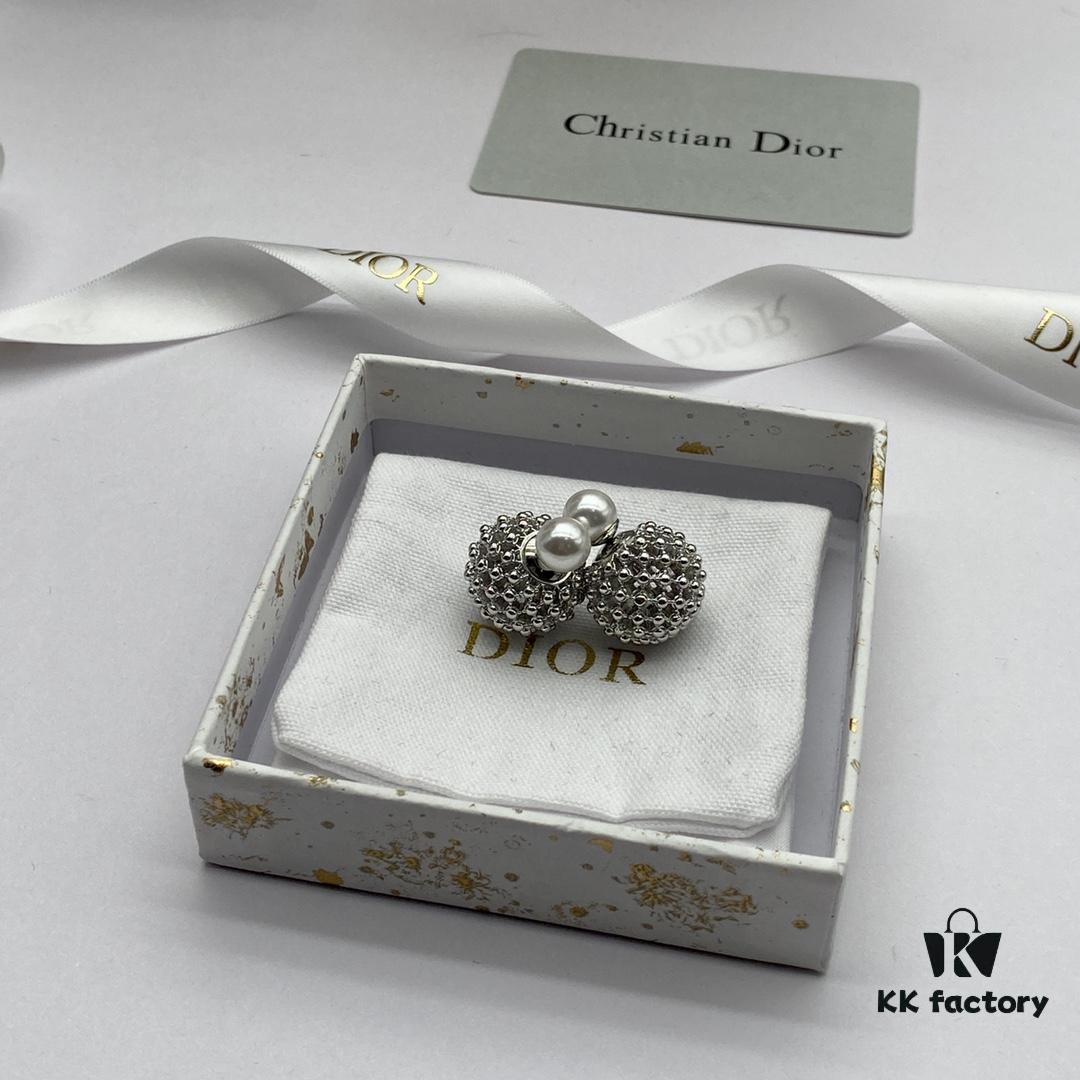 Dior New Arrival Stud Earrings