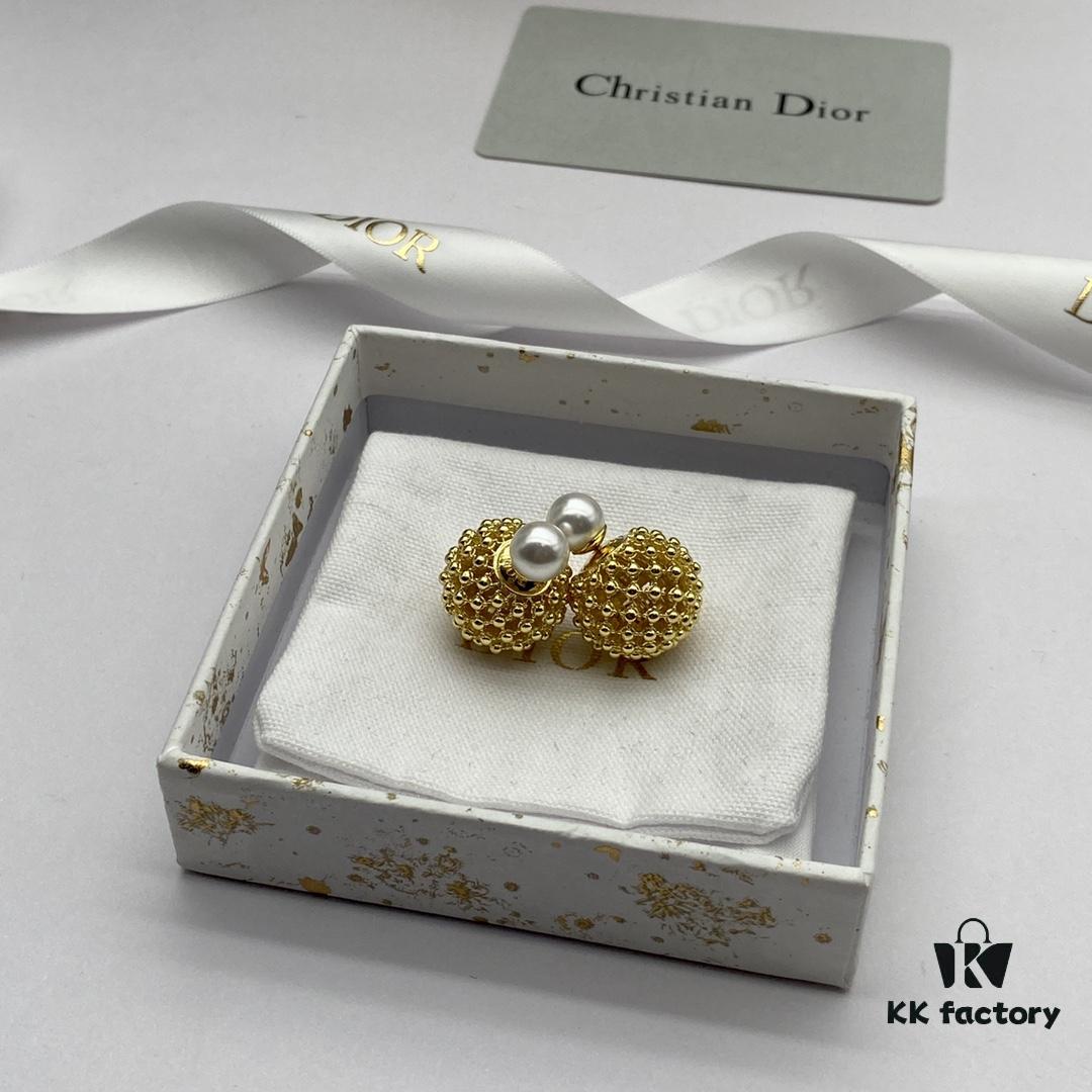 Dior New Arrival Stud Earrings