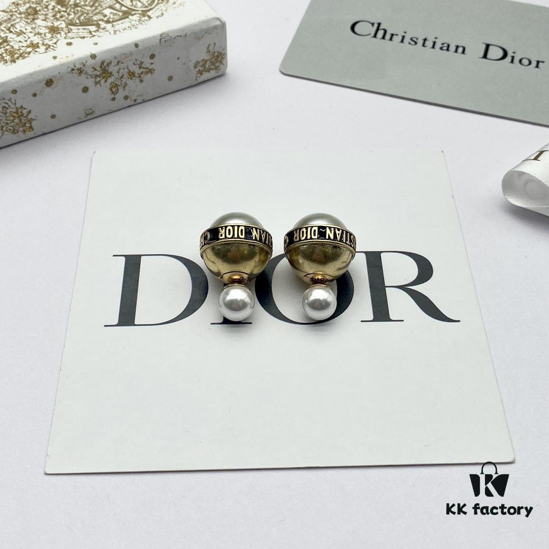 Dior New Arrival Stud Earrings