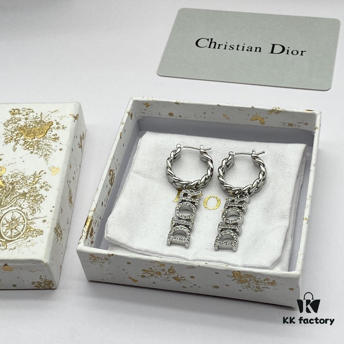 Dior New Arrival Stud Earrings