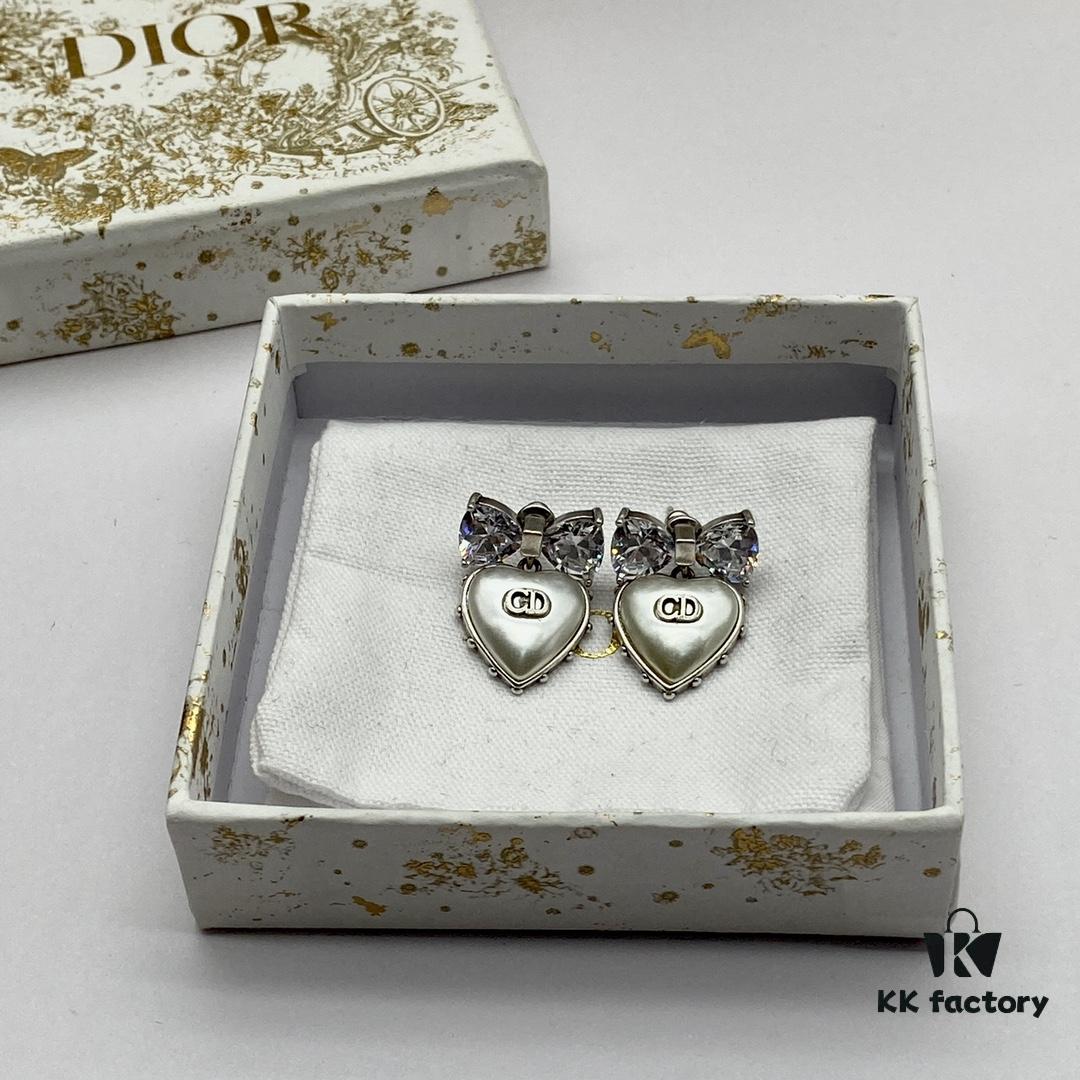 Dior New Arrival Stud Earrings