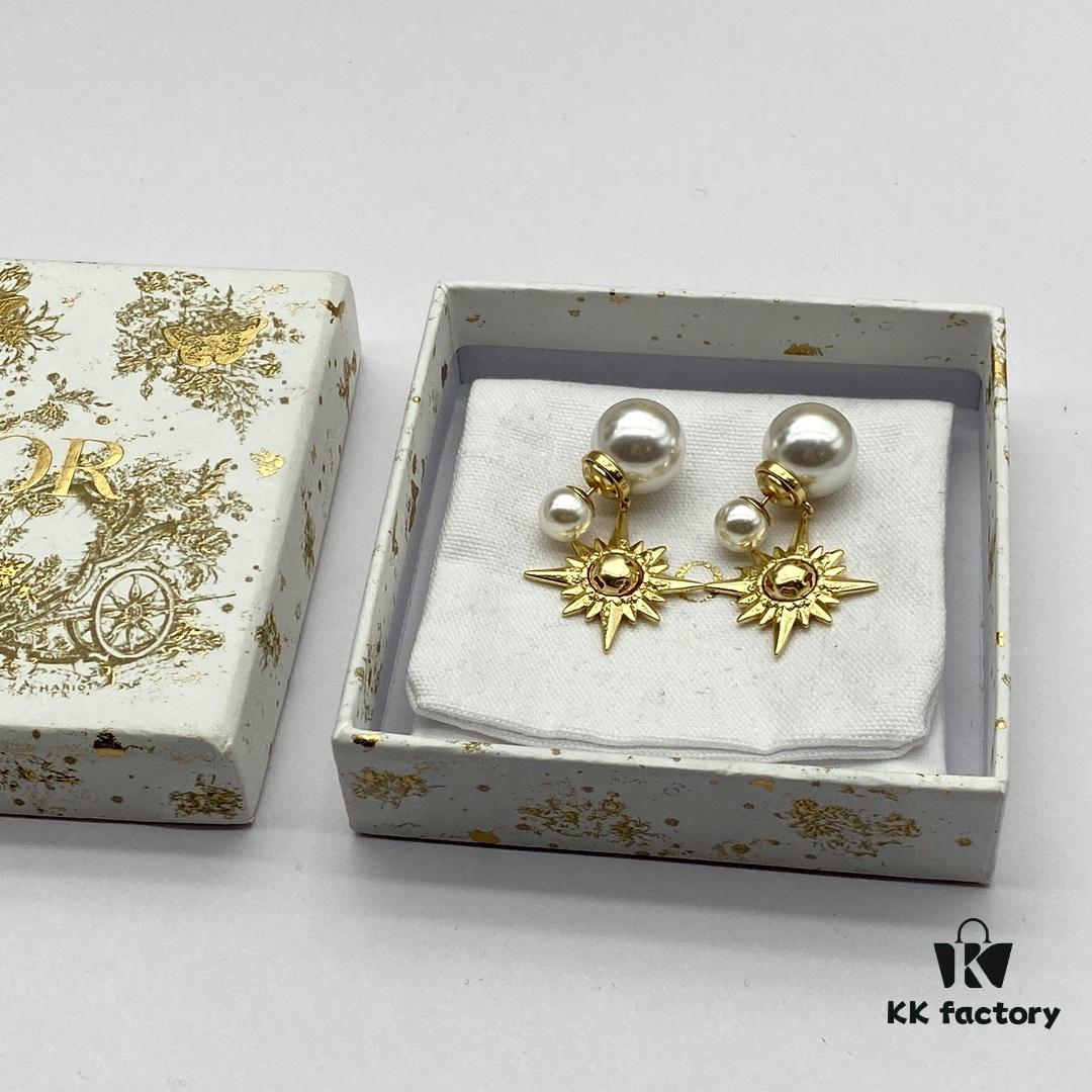 Dior New Arrival Stud Earrings