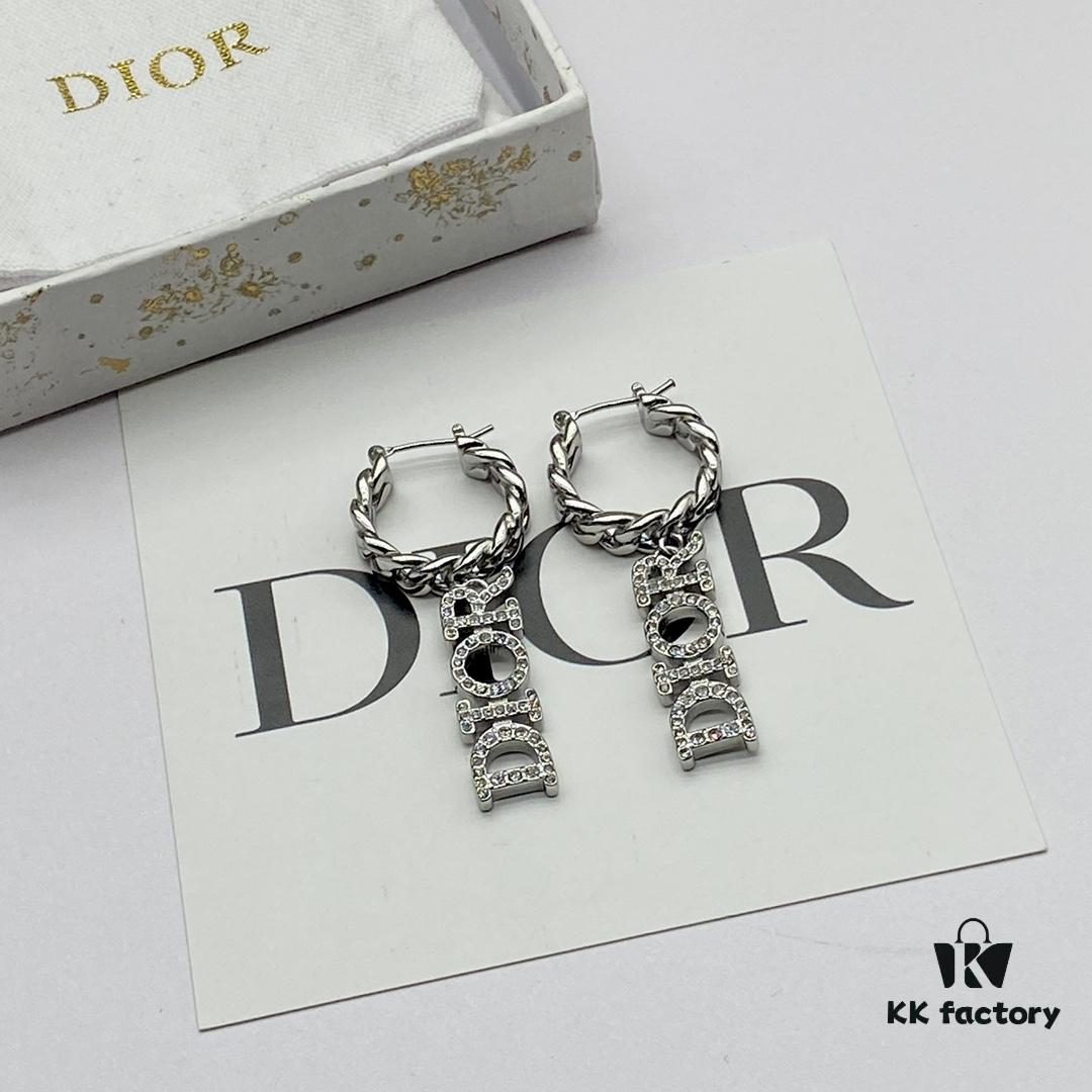 Dior New Arrival Stud Earrings
