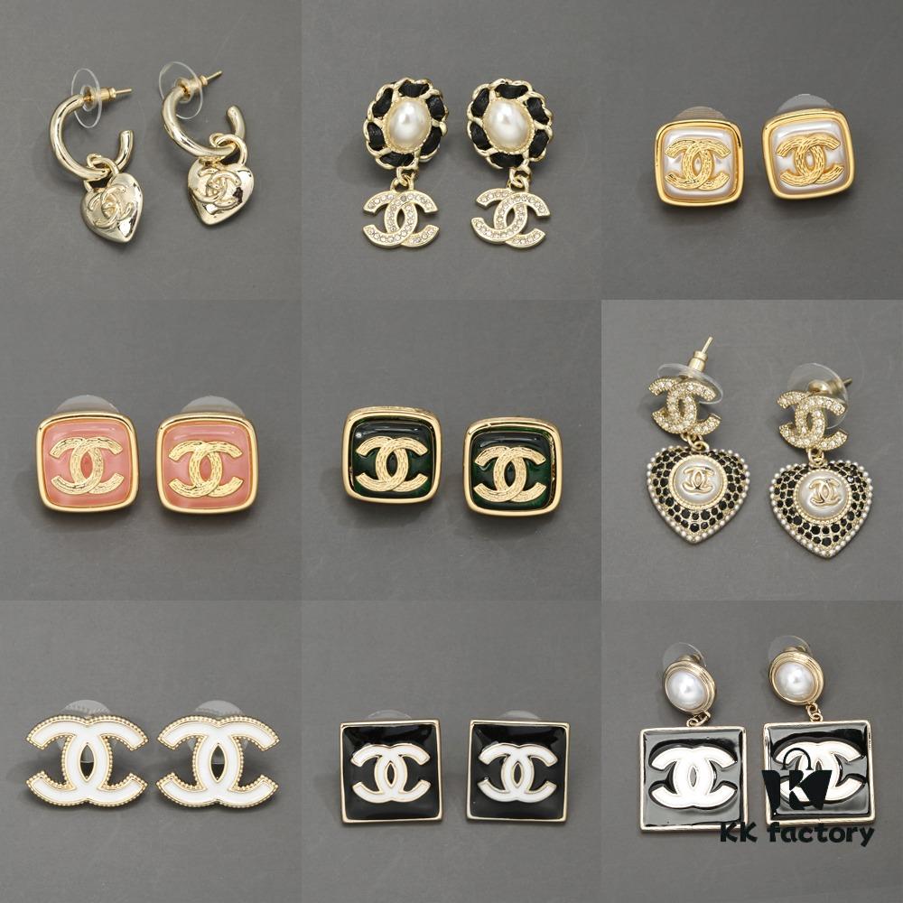 High-Quality Exclusive Real Photos Collection, High Version, Only Available Online