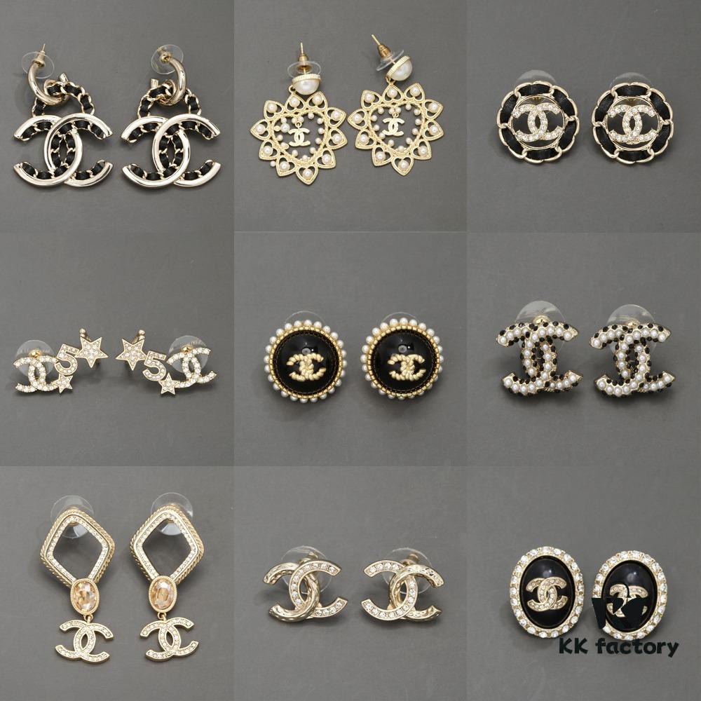 High-Quality Exclusive Real Photos Collection, High Version, Only Available Online