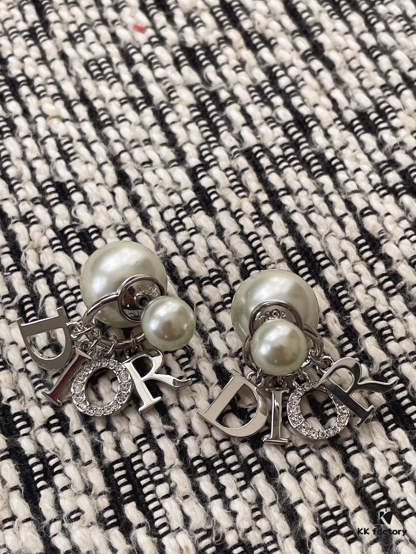 Dior Silver Letter Pearl Earrings
