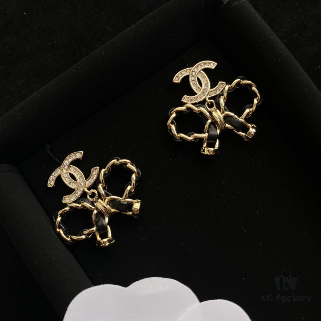 Xiaoxiang New Model Bow Double C Stud Earrings 3