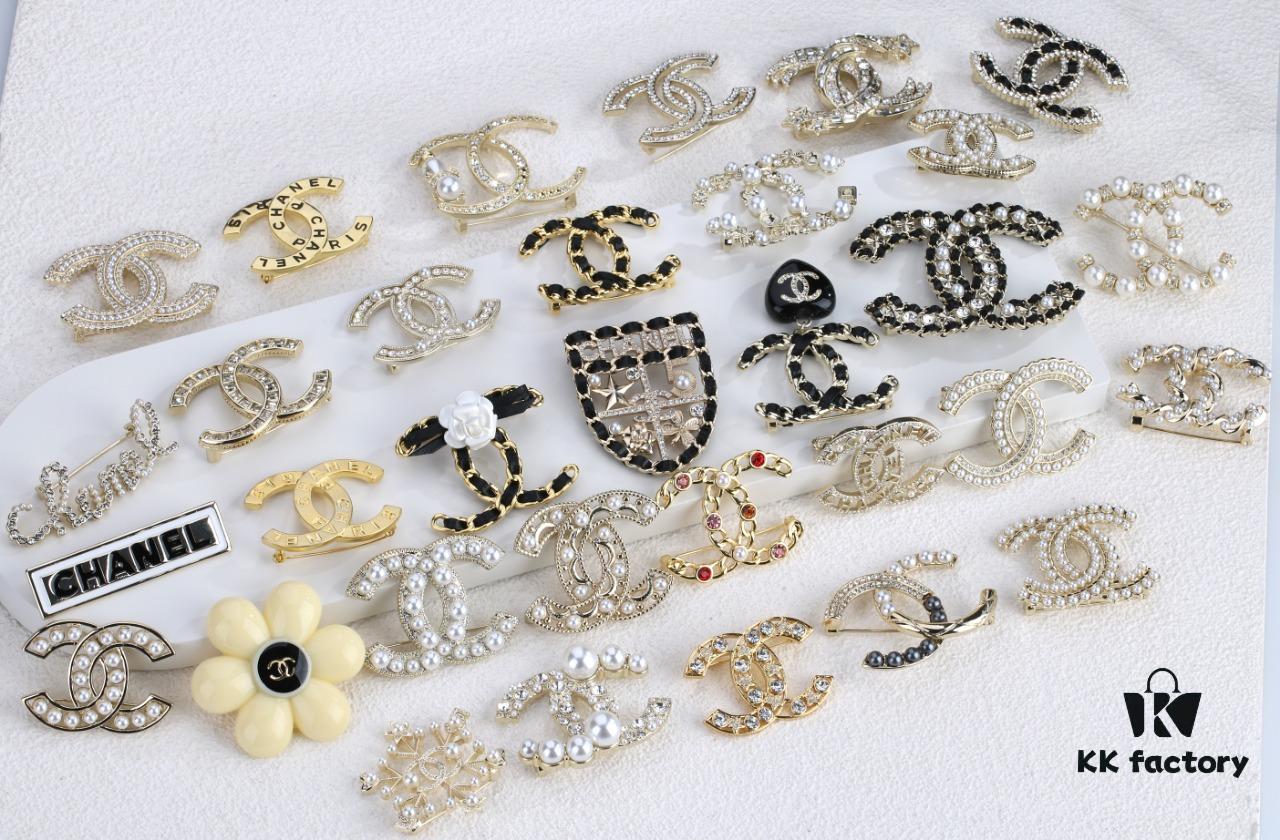 Chanel New Collection Stud Earrings Set Image