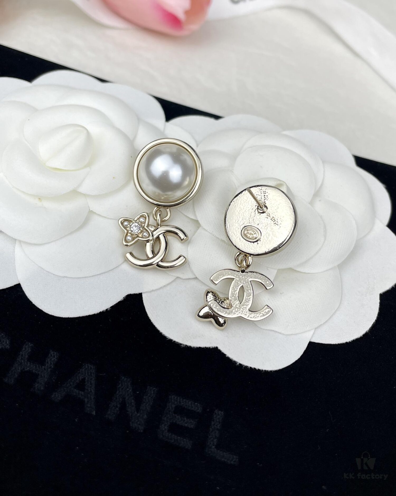 Chanel New Arrival Pearl and Floral Earrings