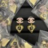 Xiaoxiang New Vintage-style Metal Heart Earrings Black Pink
