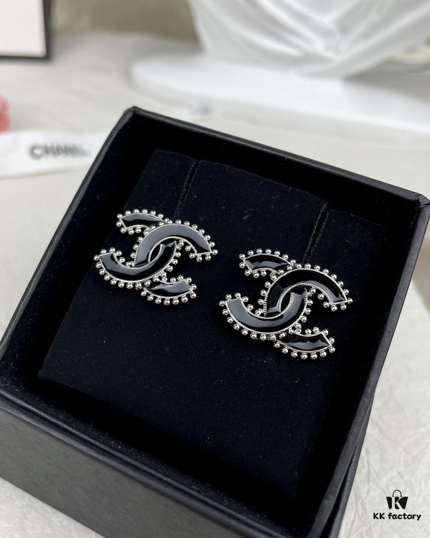 CHANE New 2023B Black Enamel Double C Drip Earrings