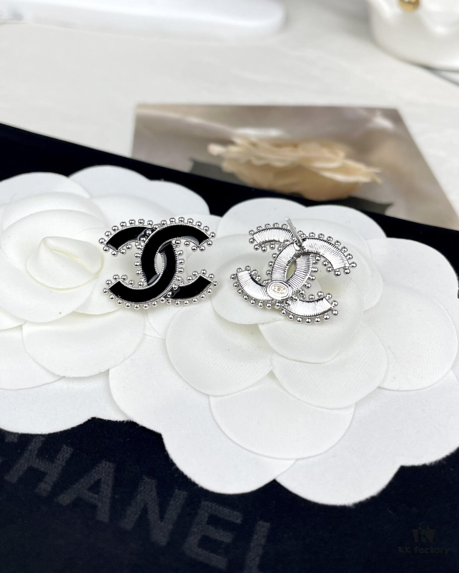 CHANE New 2023B Black Enamel Double C Drip Earrings