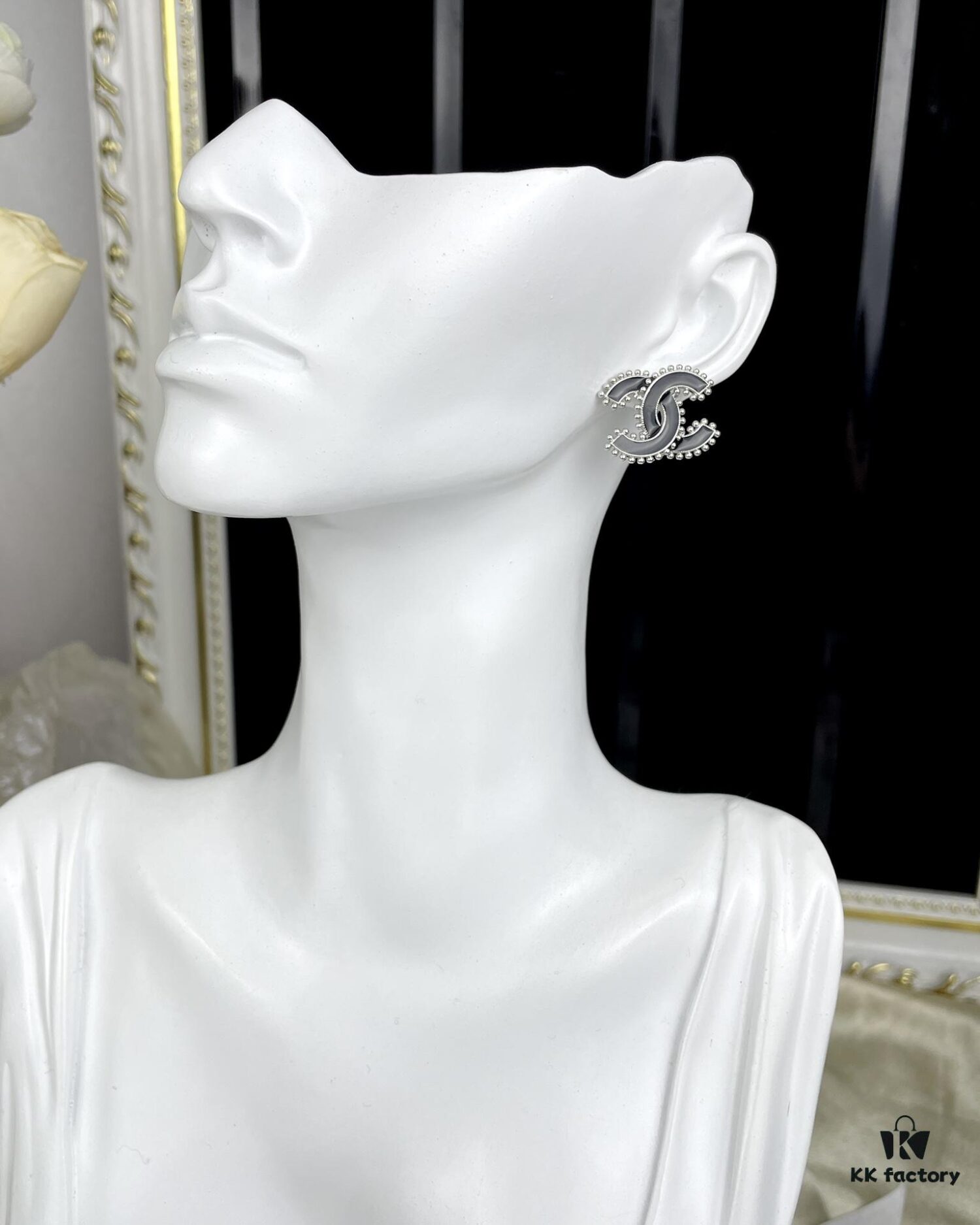 CHANE New 2023B Black Enamel Double C Drip Earrings