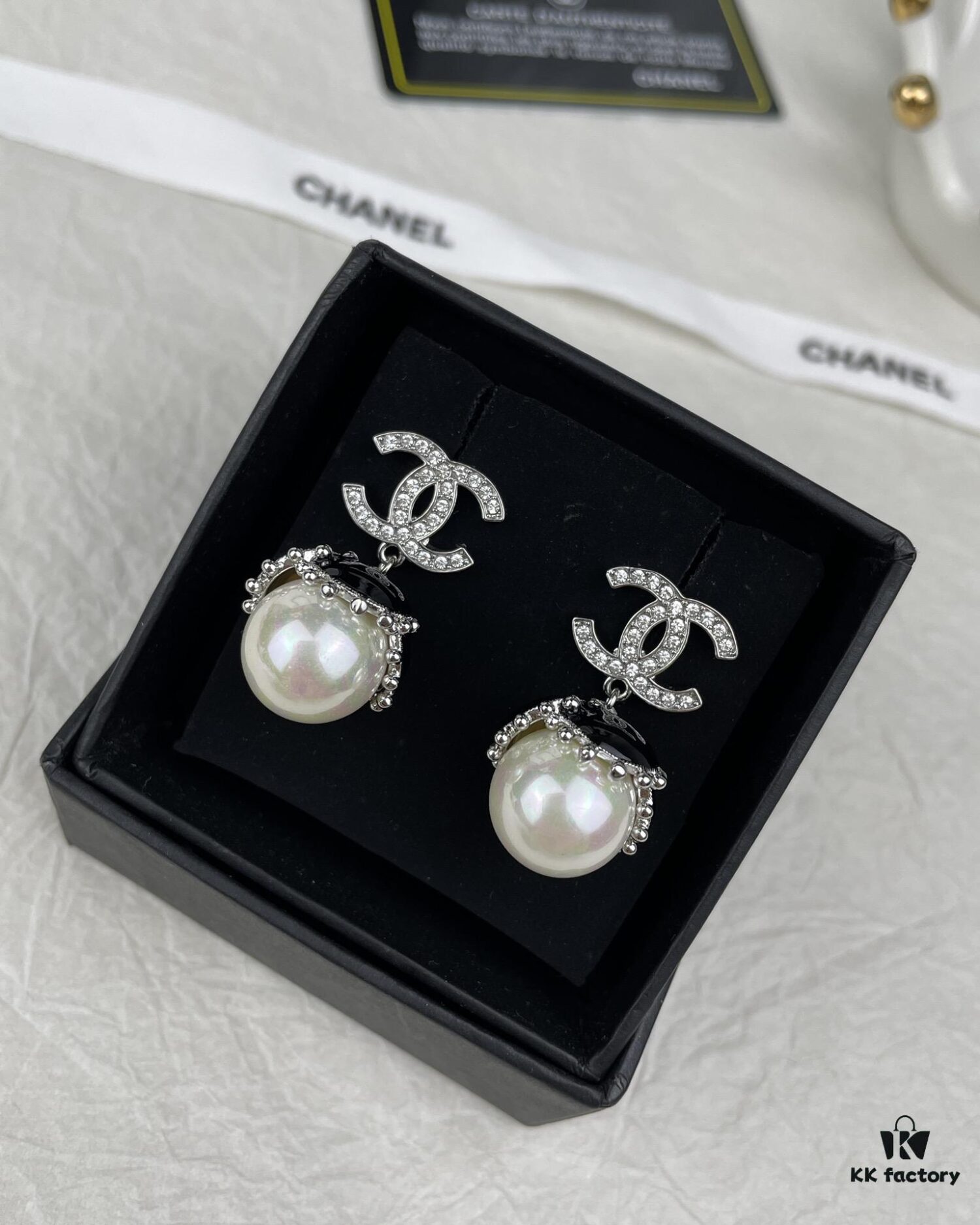 CHANE New Style White Gold Black Bud Pearl Pendant Stud Earrings