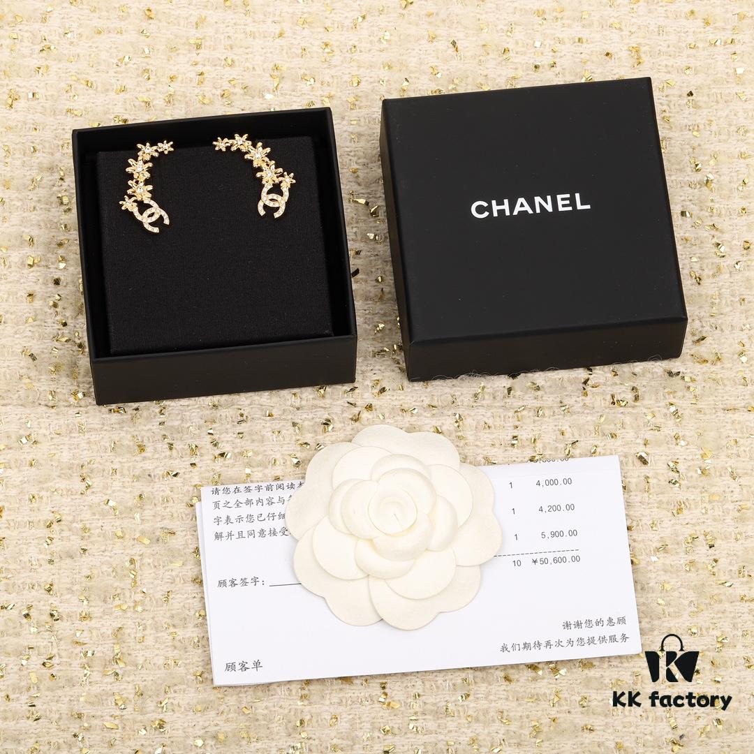 CH@NEL New Style Gold C Multi Snowflake Stud Earrings (Clip-On Available)
