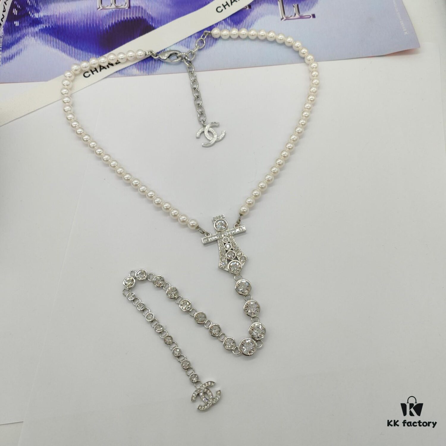 Xiaoxiang New Style Pearl Tassel Rhinestone Silver Crystal Long Pendant CC Necklace Sweater Chain Long Chain