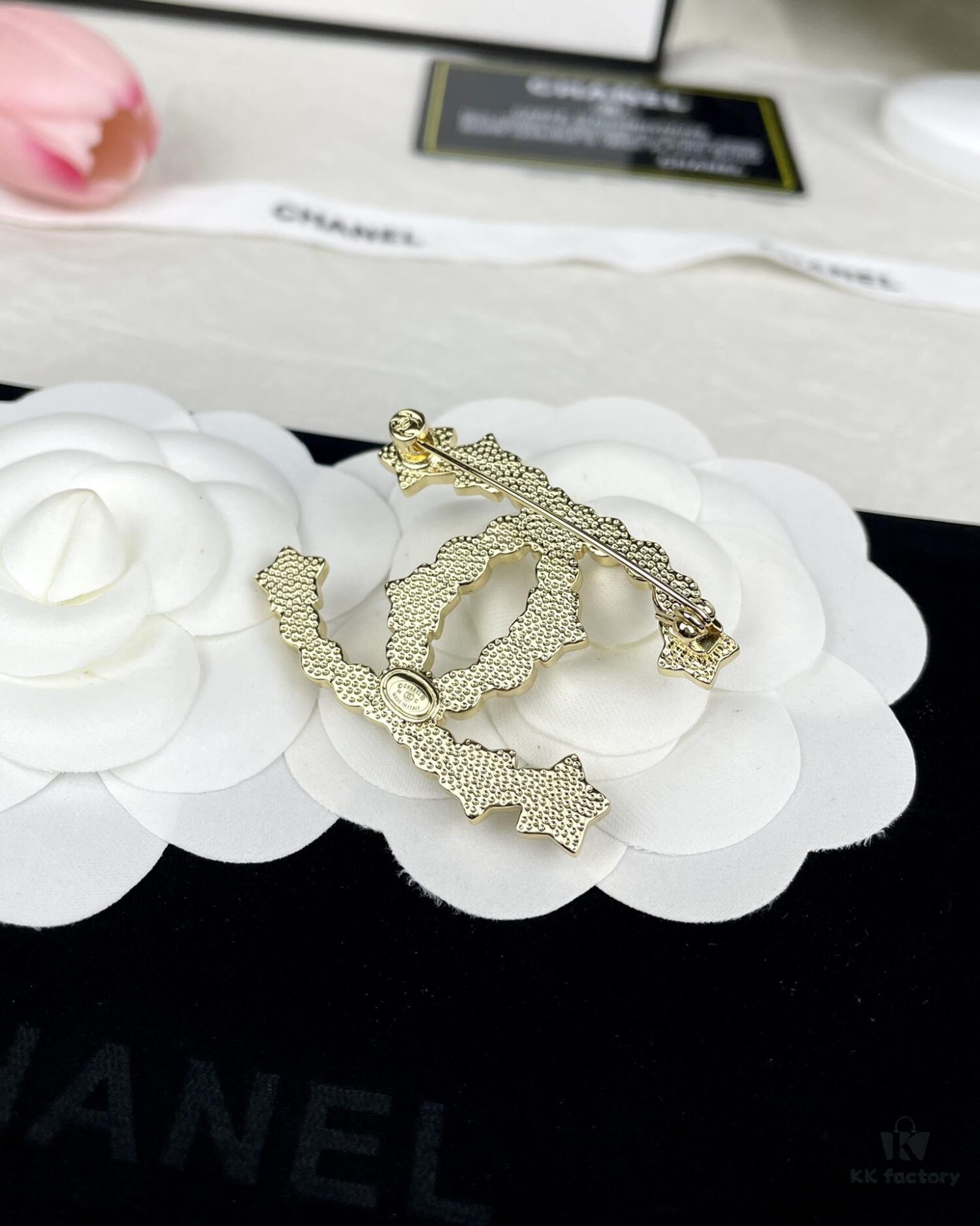 CHANE New Style Pearl-Inlaid Diamond Five-Pointed Star Brooch