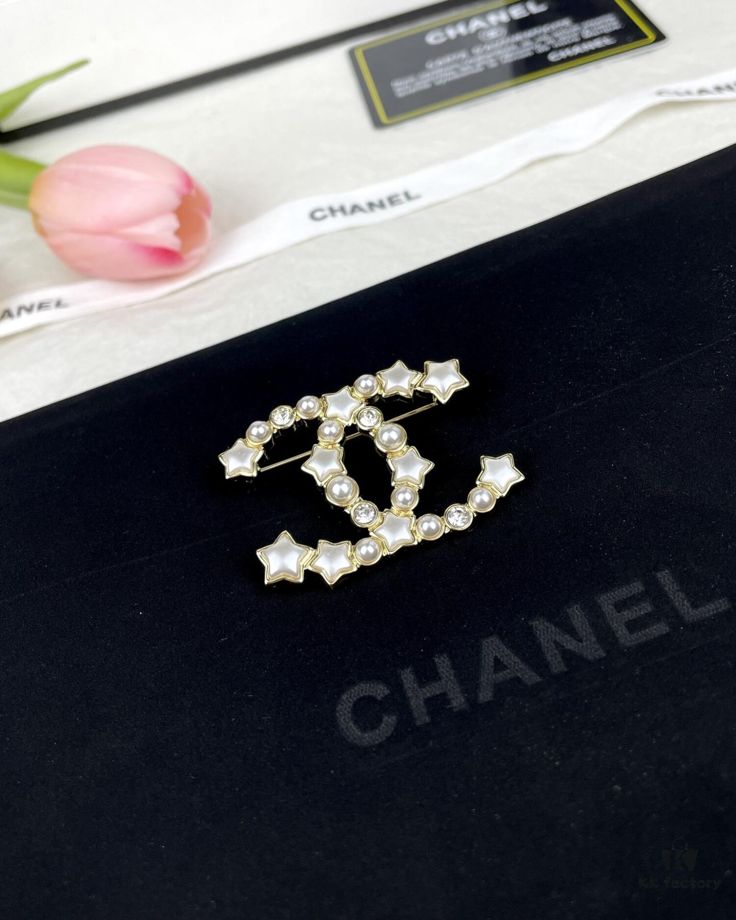 CHANE New Style Pearl-Inlaid Diamond Five-Pointed Star Brooch