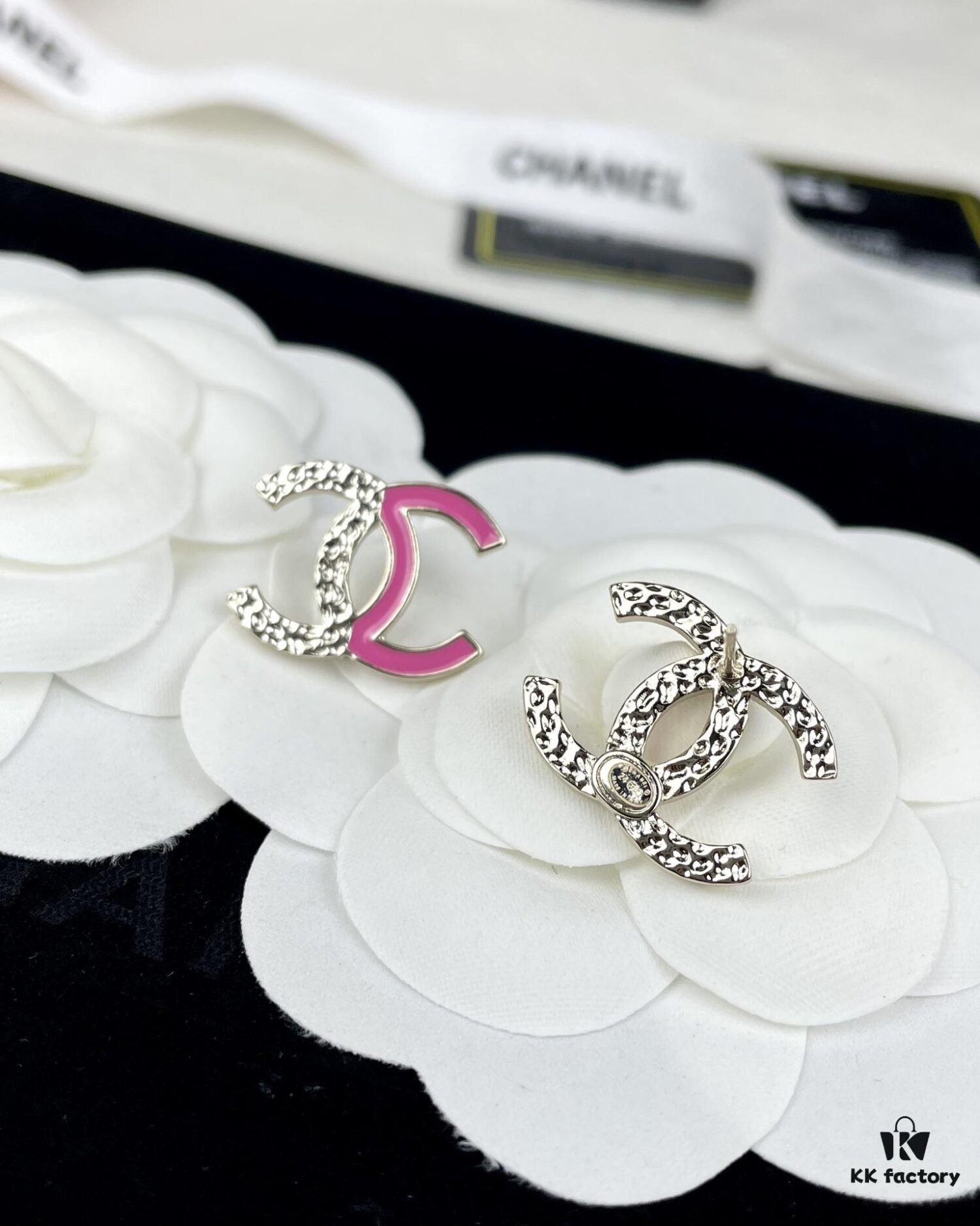 CHANE New 24C Pink Enamel Half-Gold Half-Pink Letter C Stud Earrings