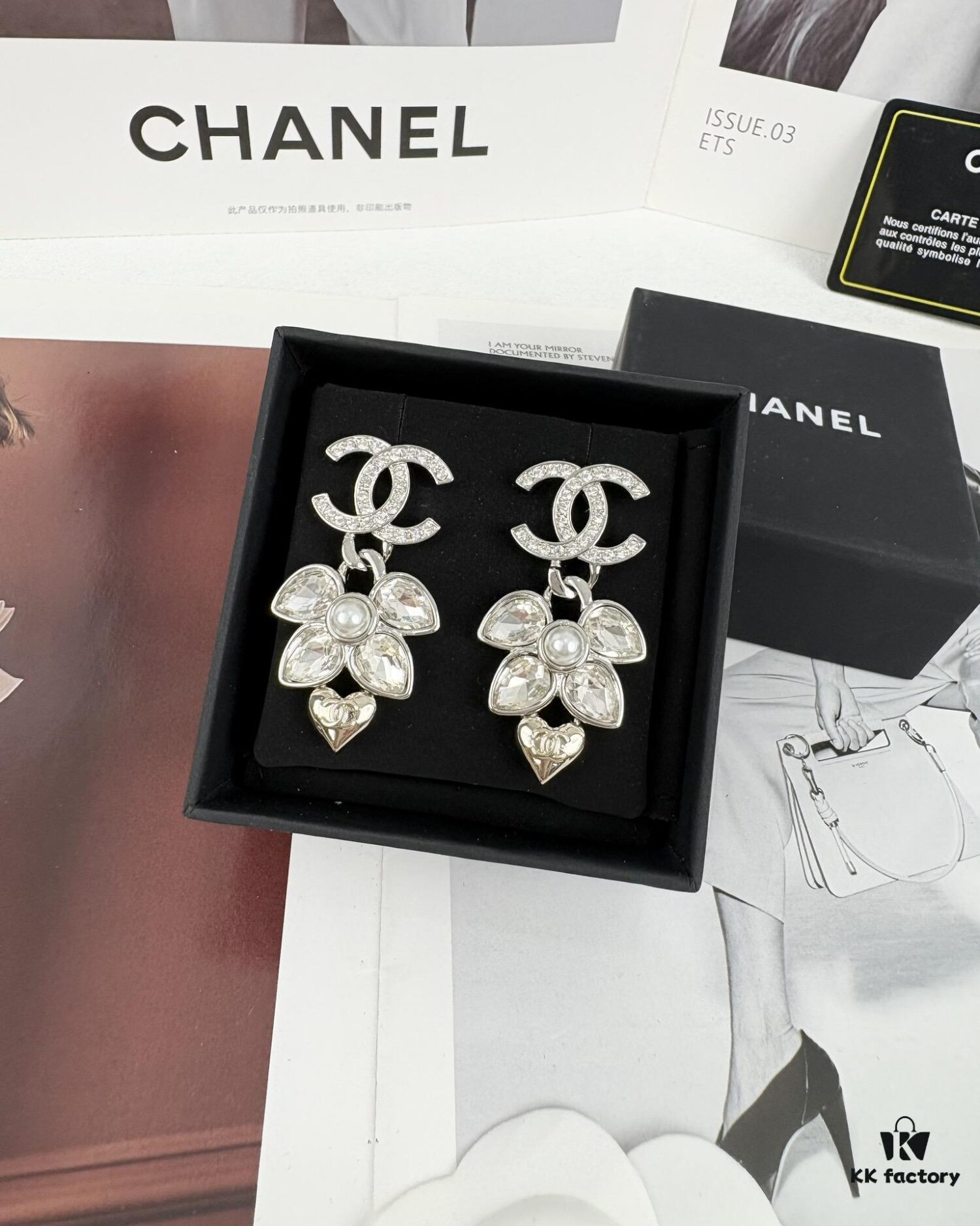 New Xiaoxiang Silver Wheat Ear Rhinestone ✨ Light Gold Heart Pendant Earrings ✨