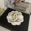 Xiaoxiang New Arrival Vintage Gold Double C White Elegant Brooch 🍂✨