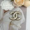 Xiaoxiang New Arrival Vintage Gold Double C White Elegant Brooch 🍂✨